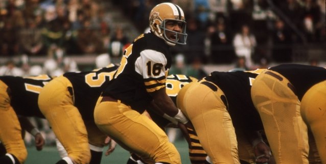 Chuck Ealey Finally in the College Football Hall of Fame