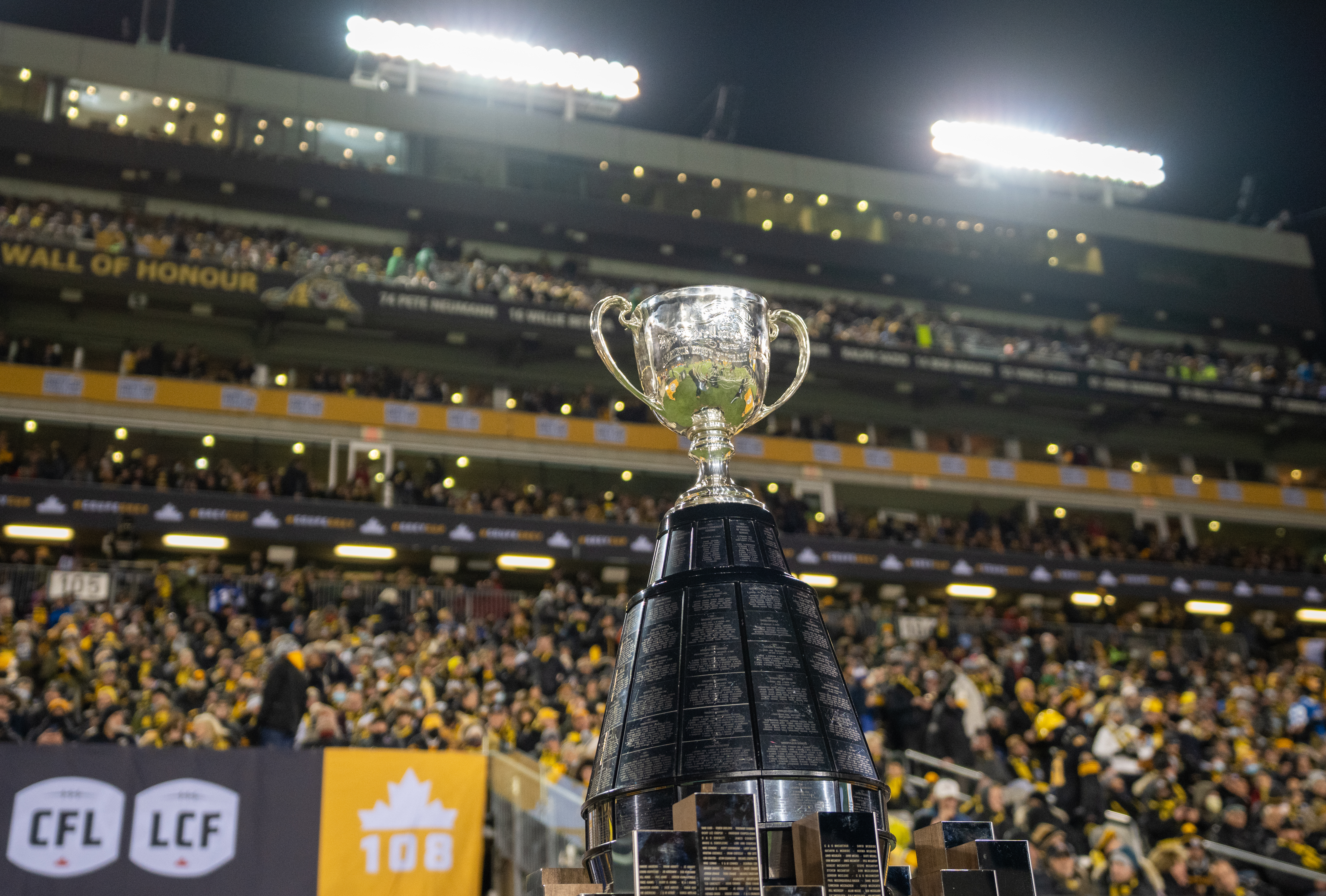 CFL News Hub 2022 Predictions, Grey Cup Champion, MOP, Surprise Team