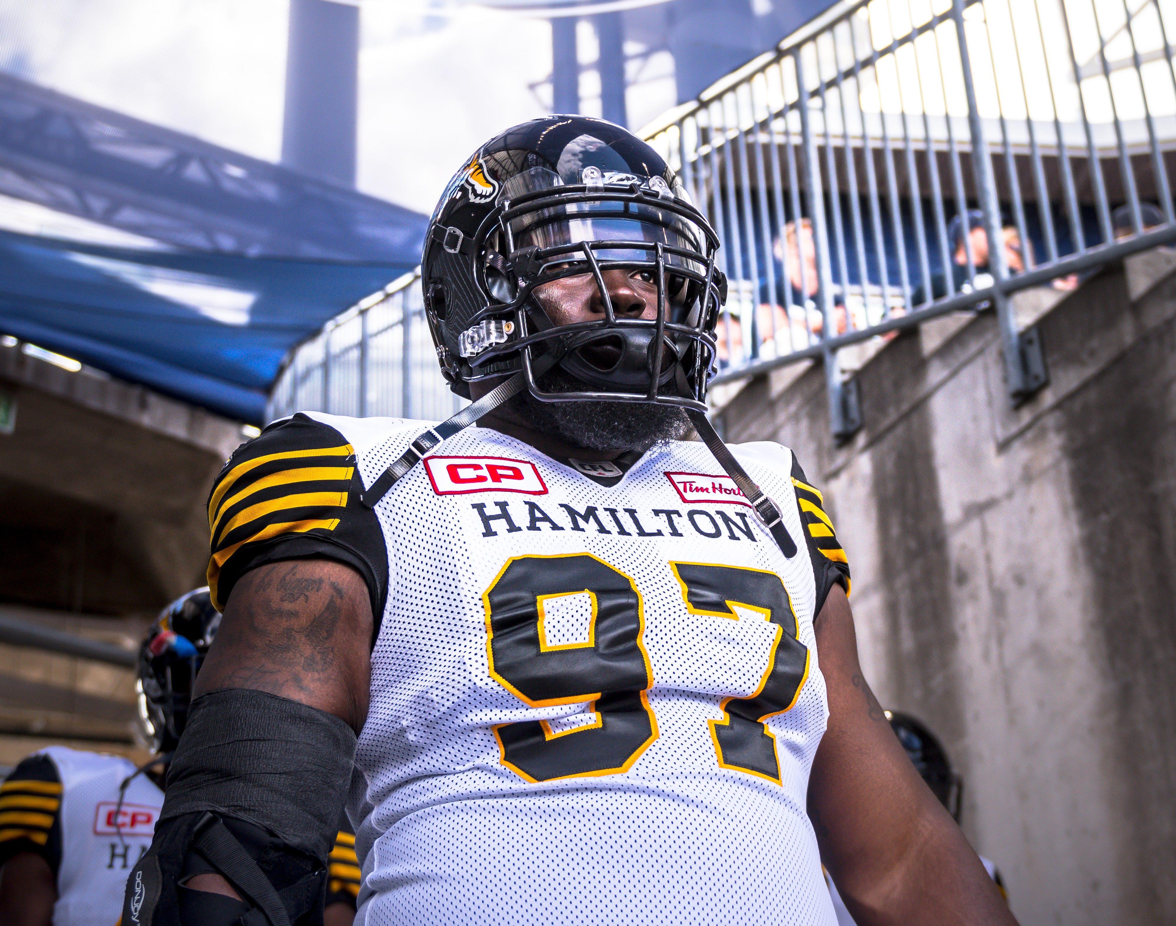 Tiger-Cats re-sign defensive lineman Ted Laurent and release defensive back, Cariel Brooks