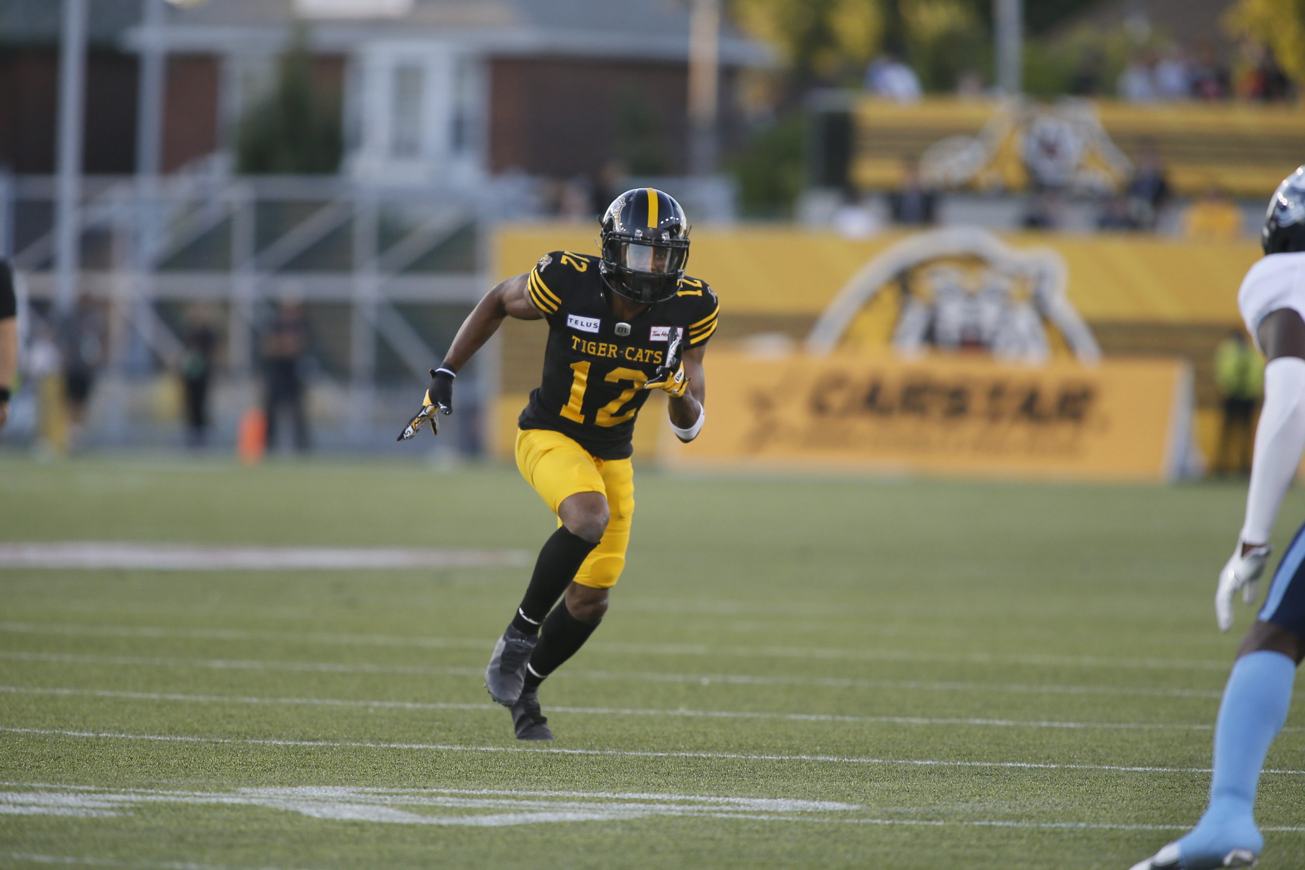 Hamilton Tiger-Cats Re-Sign American WR Tim White for 2023 season