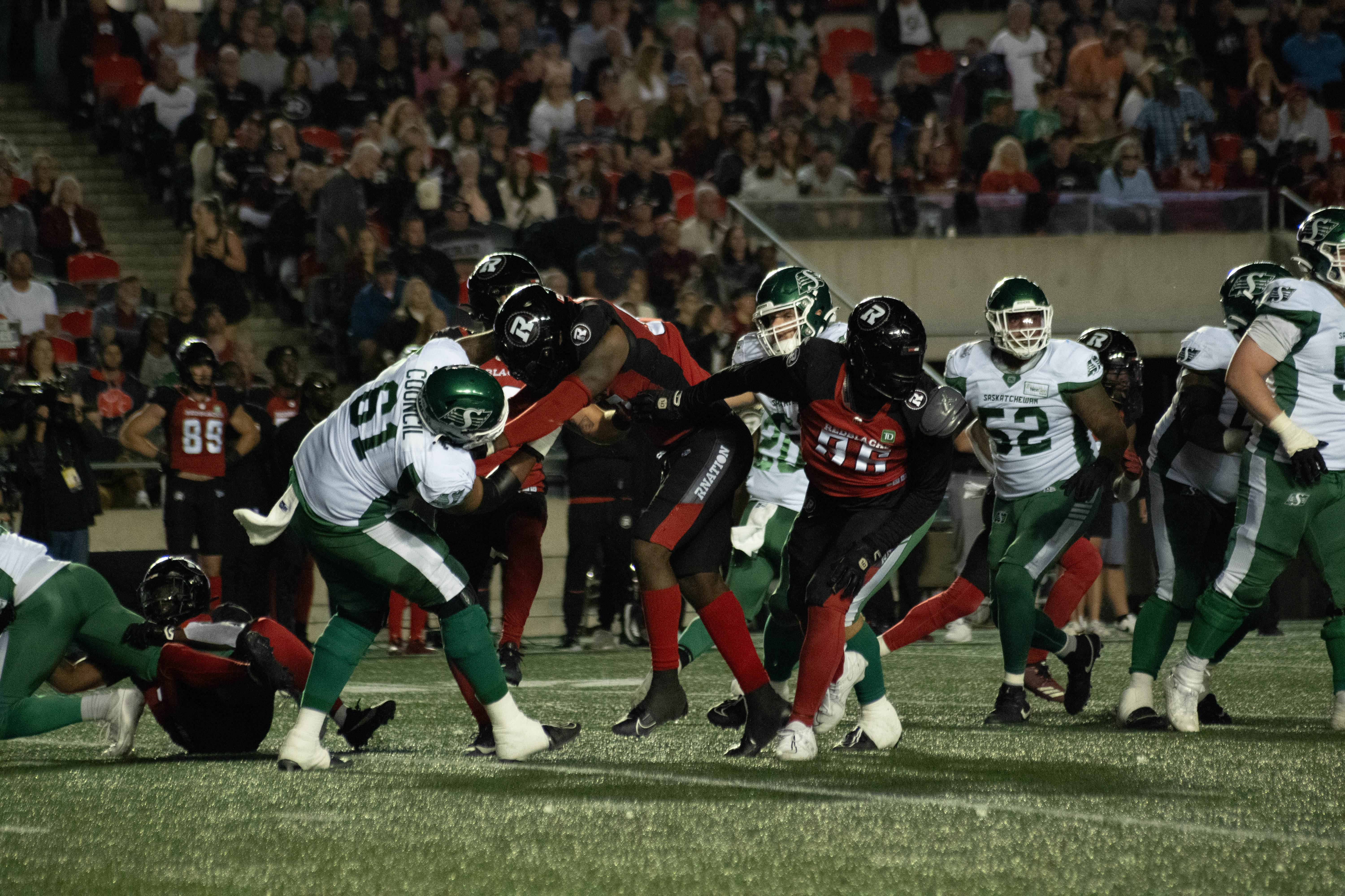 CFL Result: Ottawa REDBLACKS Snap Losing Streak with 36-28 Win Over Saskatchewan Roughriders