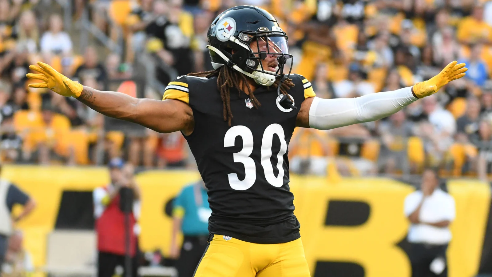 Calgary Stampeders Boost Secondary by Signing DB Carlins Platel