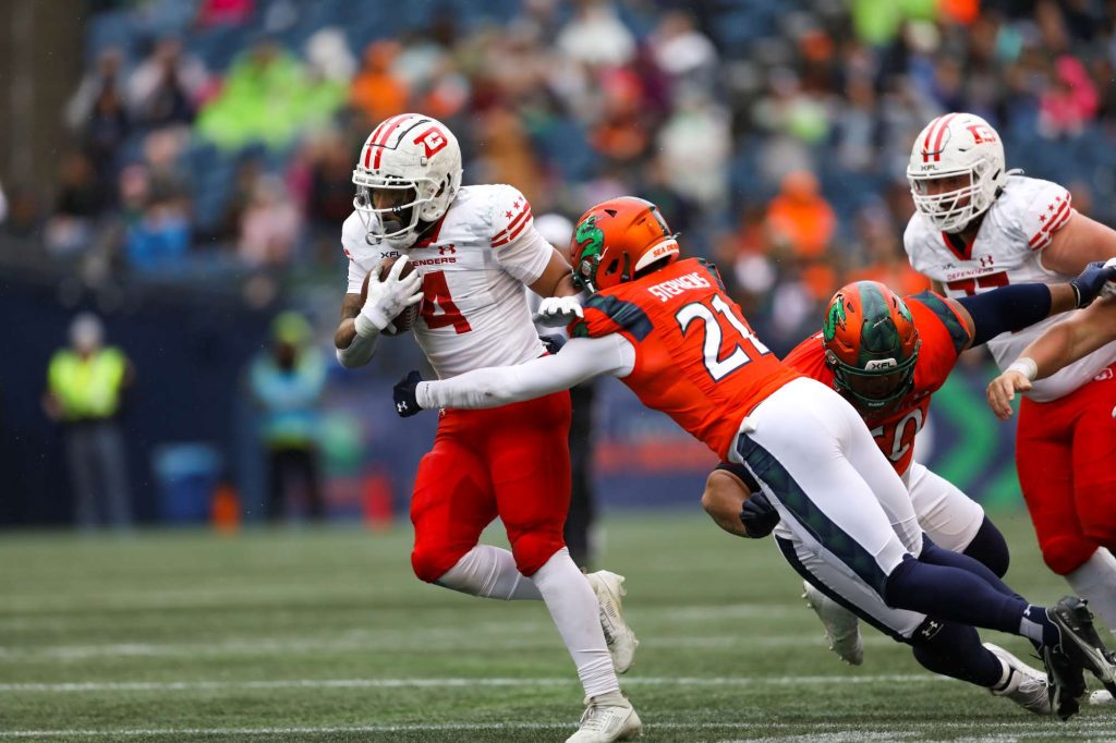 Montreal Alouettes Sign DB Linden Stephens
