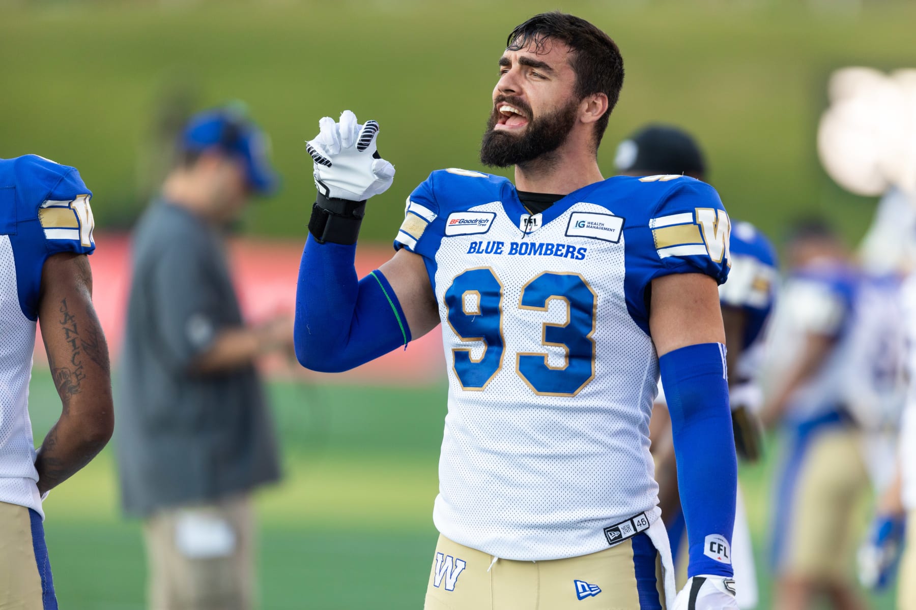 CFL Mourns the Loss of Craig Roh, Former Defensive Lineman, at 33