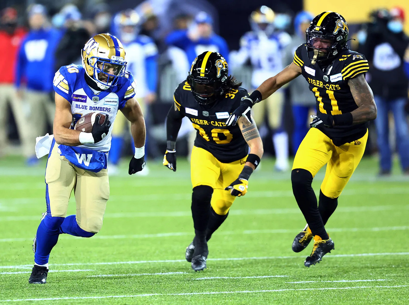 A Brief Overview of the Best Football Players in the CFL Today
