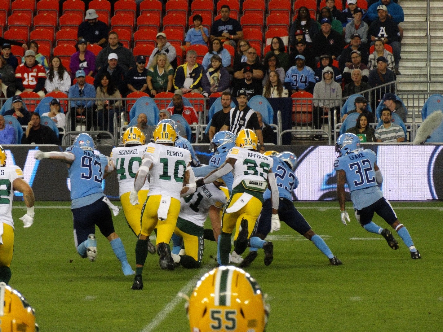 CFL '24 Playoff Race Heats Up: Who Will Secure the Final Spot?