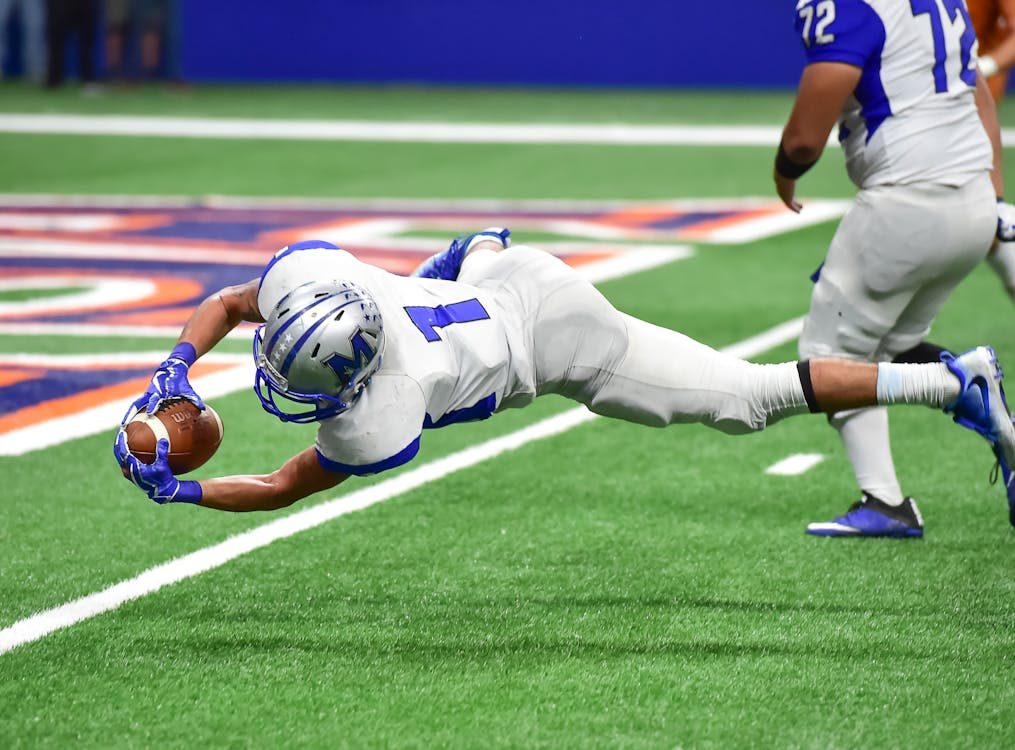 Are Social Casino Games Perfect for CFL Halftime?