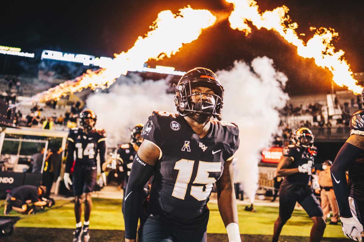 Johnson Signs on the Dotted Line: Tiger-Cats Land Cowboys' Linebacker