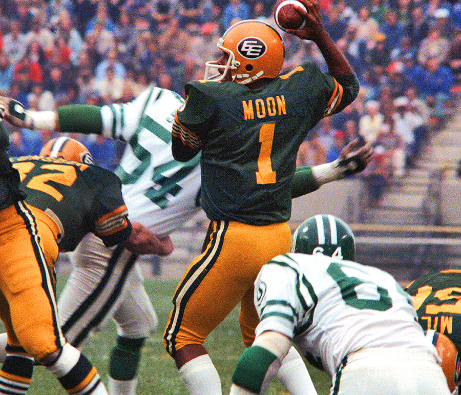 From Warren Moon to Today: How CFL Stars Continue to Shape the NFL