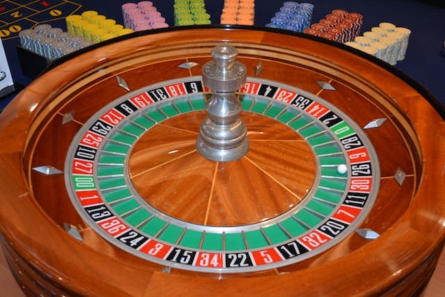 Zeus's Thunderbolt Slot and Its Place in the Modern Online Casino Landscape
