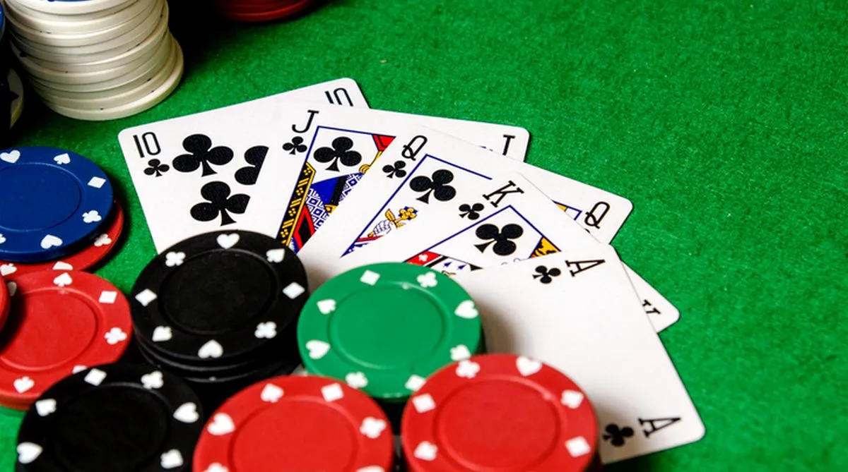 Winning Strategies from the Sidelines - A CFL and Poker Perspective