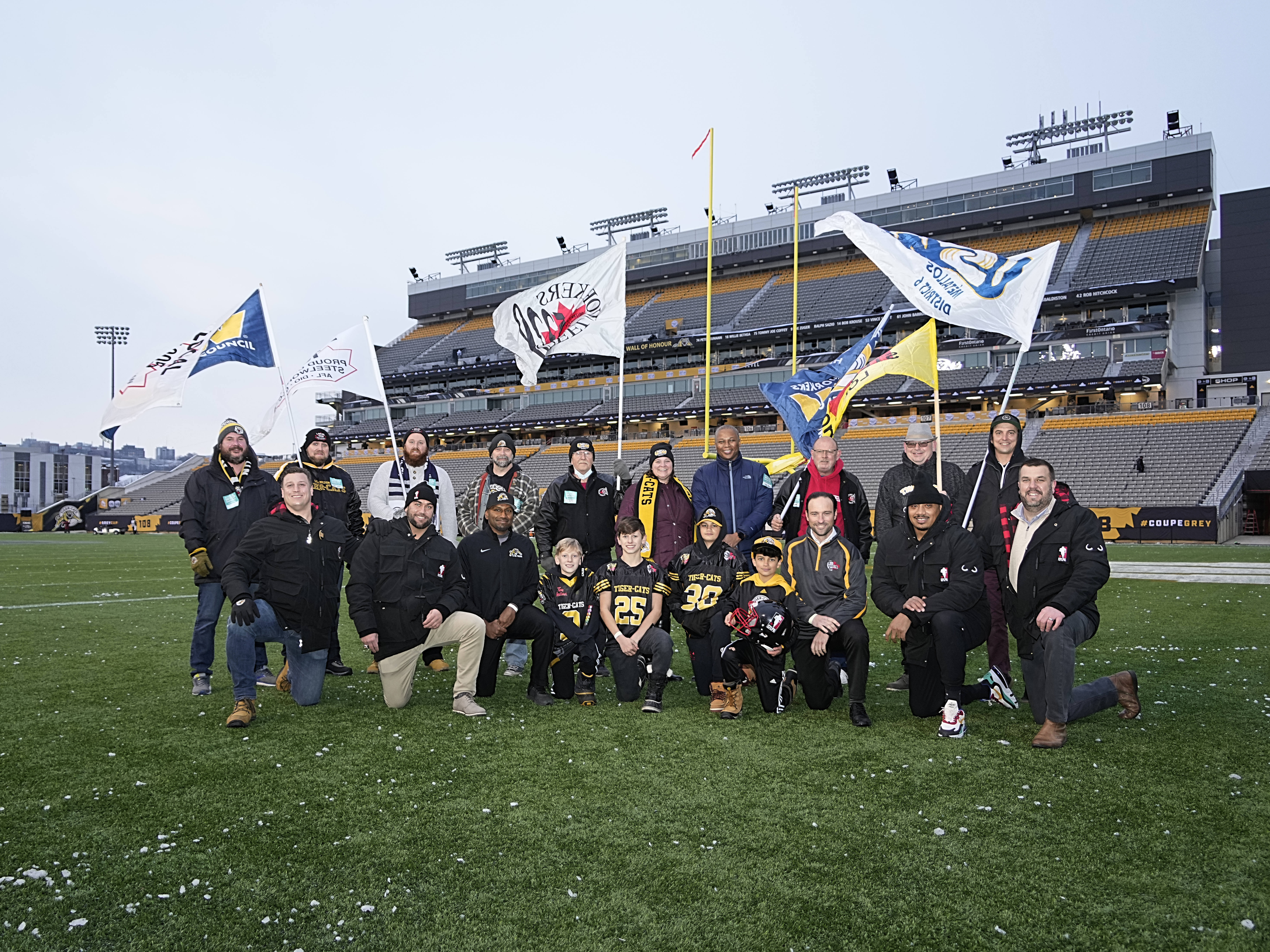 PR: CFLPA, Athabasca University and United Steelworkers commit to supporting Hamilton Minor Football Association skills development camps