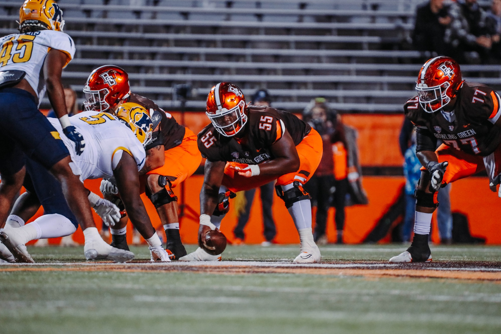 Stampeders Signed American Offensive Lineman Jakari Robinson From Bowling Green State