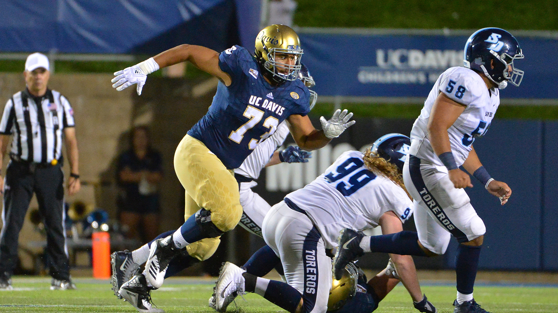 Toronto Argonauts Sign Offensive Lineman Nick Amoah from California