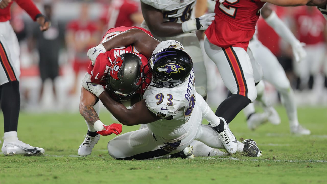 Montreal Alouettes Sign American DT Trey Botts to a 2-Year Deal