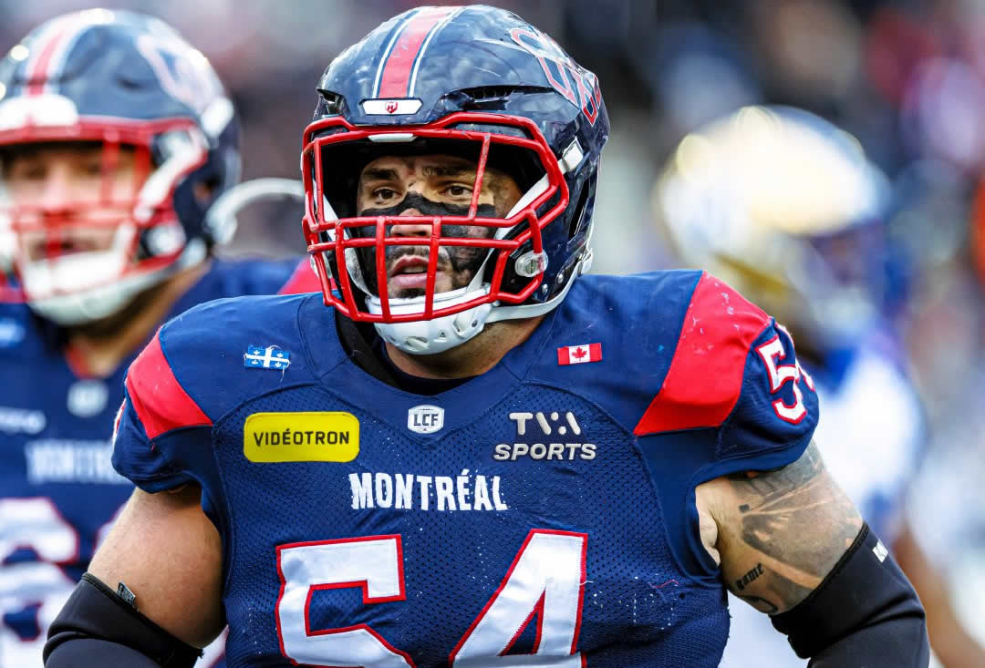 Montreal Alouettes Extend C Justin Lawrence, Sign RB Aaron Shampklin and DL Gabriel Maisonneuve