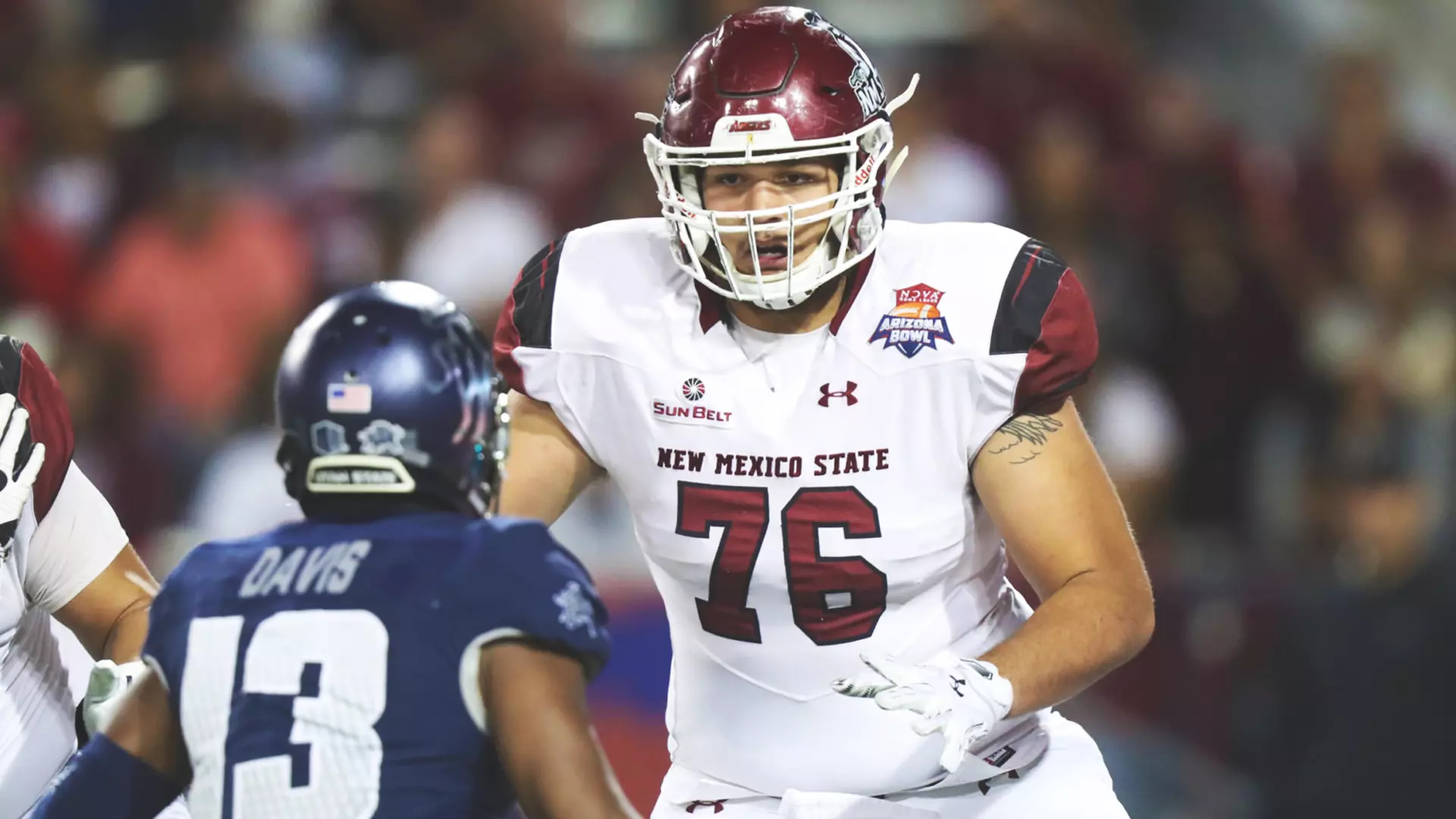 Montreal Alouettes Sign Canadian OL Sage Doxtater
