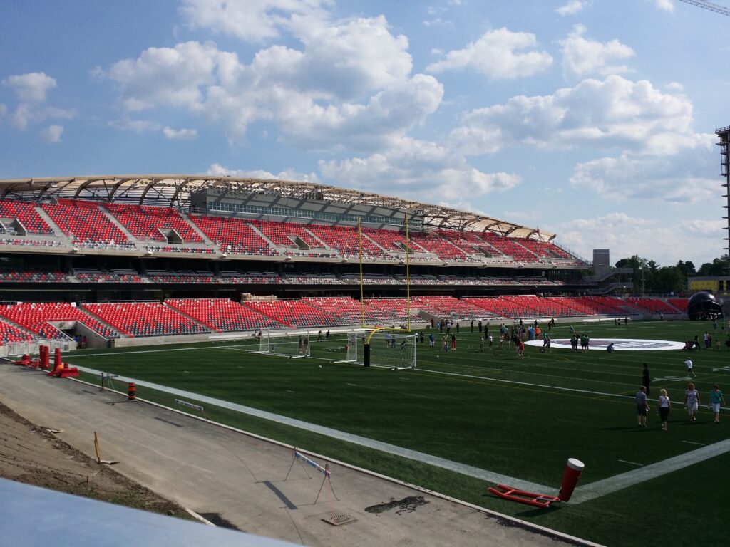 Redblacks expect Full House in Home Opener