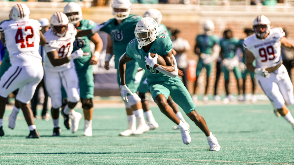 Calgary Stampeders Signed American Wide Receiver Tyler Roberts From Coastal Carolina University