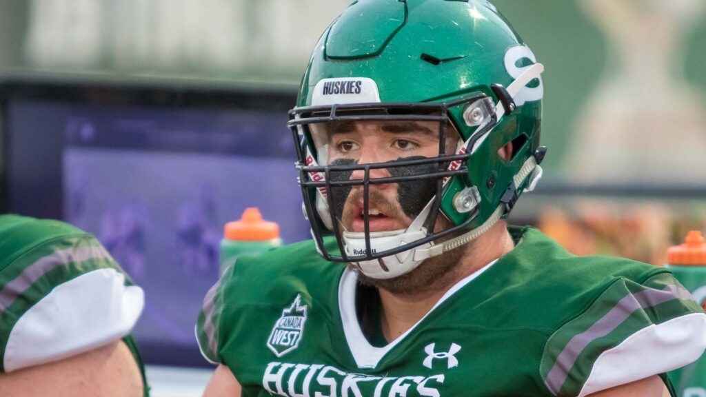 Saskatchewan Roughriders Bolster Lineup with Offensive Lineman Noah Zerr Signing