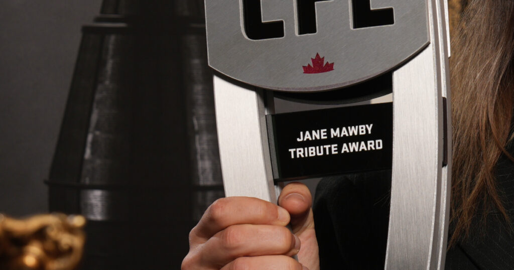 PR: BC’s Carolyn Cody Receives Jane Mawby Tribute Award