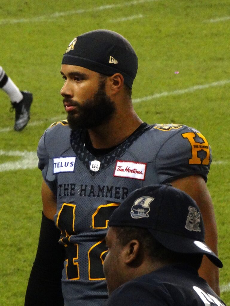 National LB Trevor Hoyte Re-Signs with the Tiger-Cats