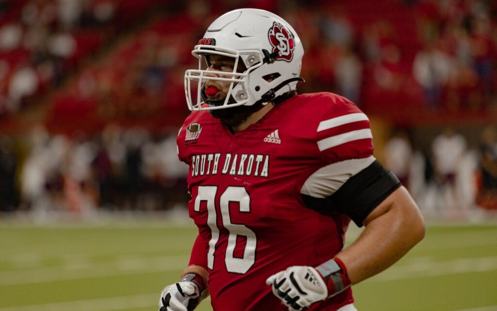 Tiger-Cats Bolster Offensive Line with Joey Lombard Signing