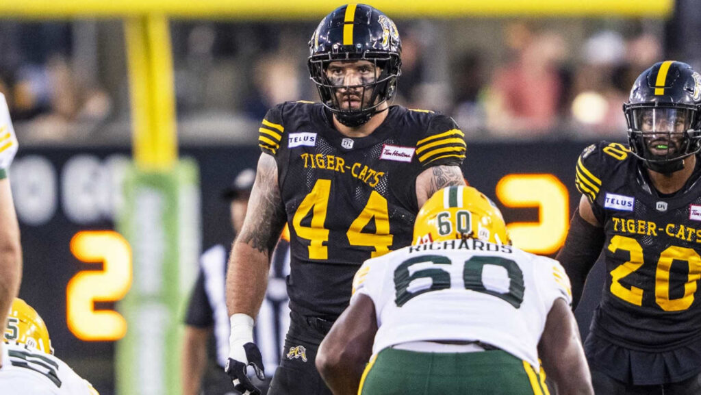 BC Lions Sign Standout Defensive Tackle Casey Sayles Through 2027